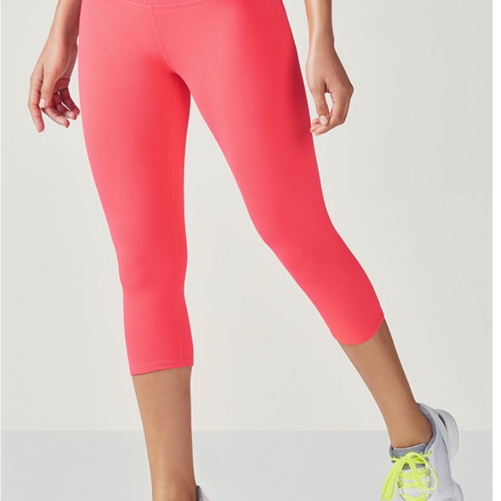 Fabletics Define PowerHold® Mid-Rise Capri